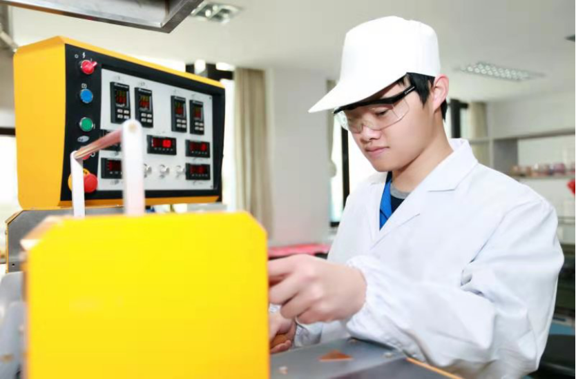 亿万先生集团股份有限公司检测中心通过CNAS认证